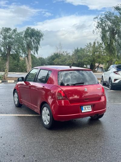 Suzuki Swift — 4