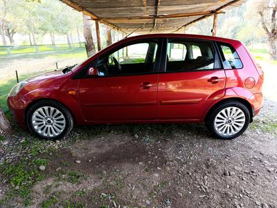 Ford Fiesta — 5