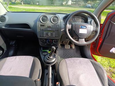 Ford Fiesta — 7