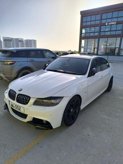 BMW 320i — 3