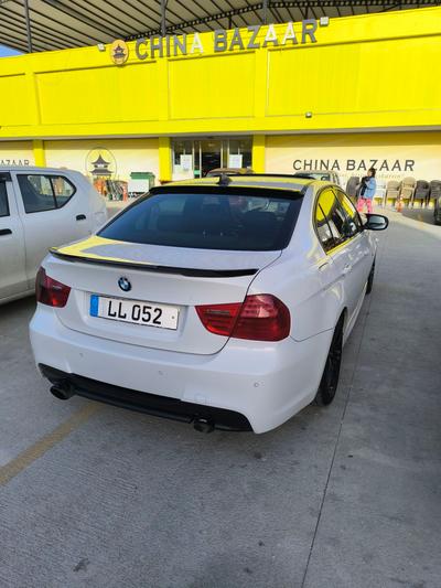 BMW 320i — 5