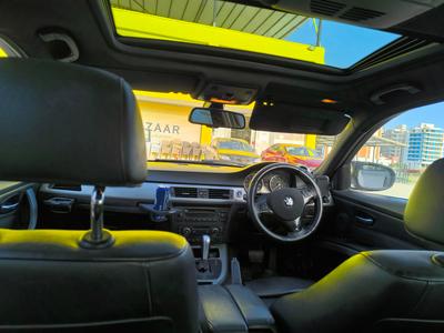 BMW 320i — 9