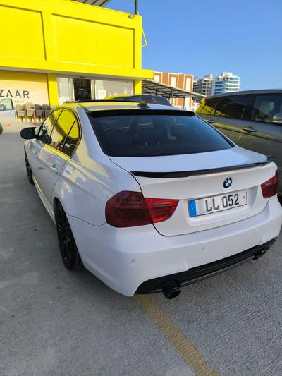 BMW 320i — 10