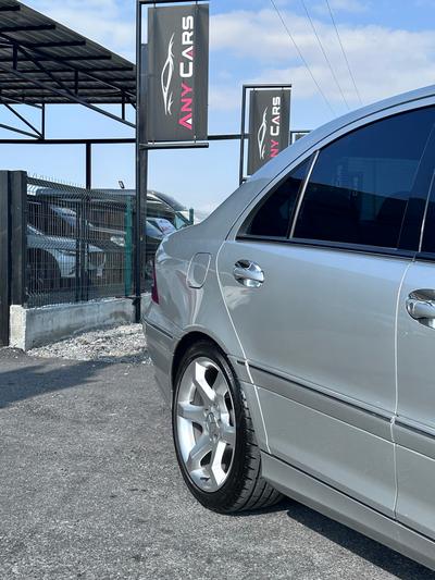 Mercedes-Benz C 270 — 10