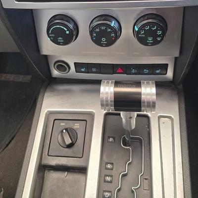 Dodge Nitro — 3