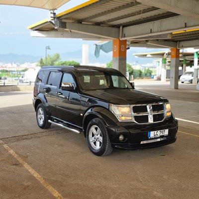 Dodge Nitro — 7