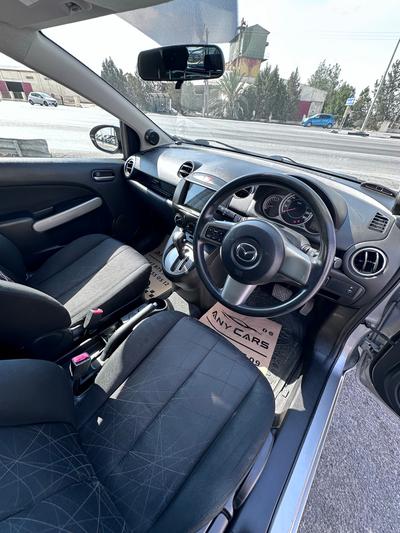 Mazda Demio — 3