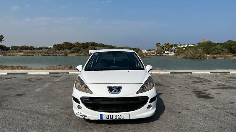 Peugeot 207 — 1/6