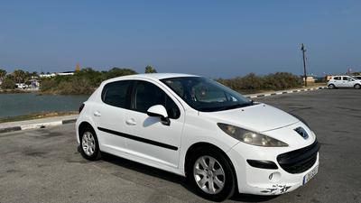 Peugeot 207 — 3