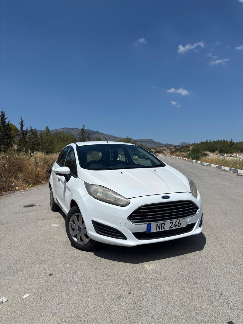 Ford Fiesta — 1/9