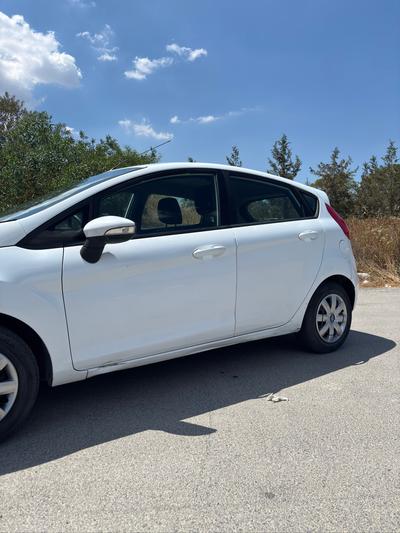 Ford Fiesta — 5