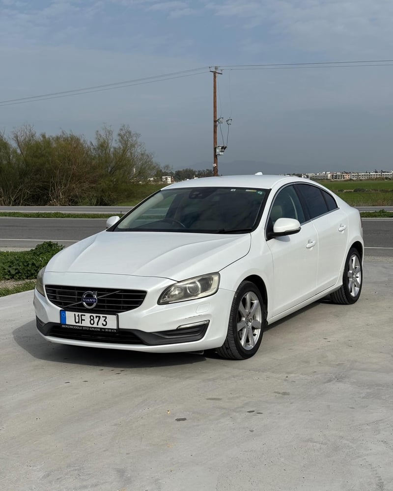 Volvo S60 — 2