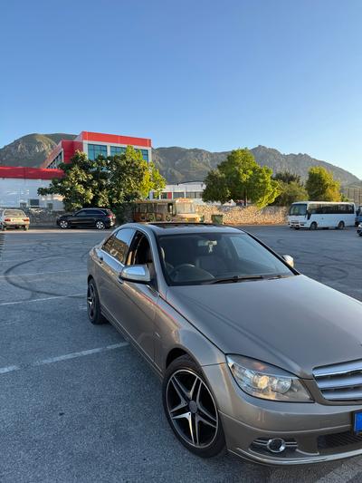 Mercedes-Benz C 220 — 2