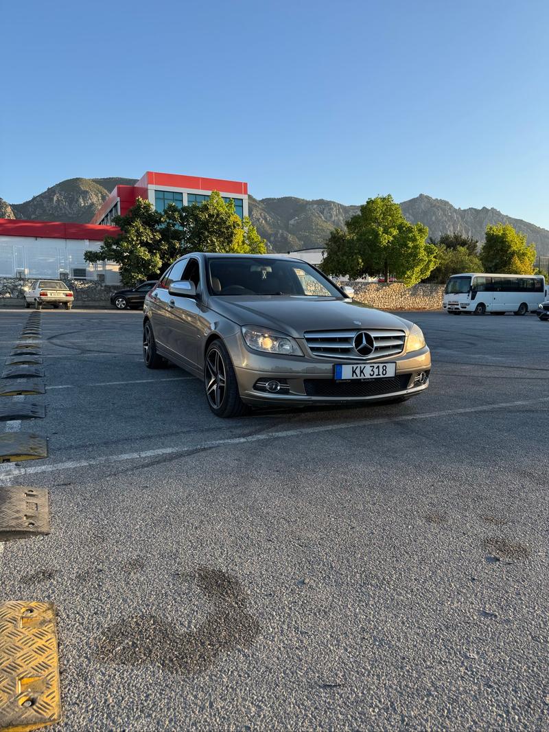 Mercedes-Benz C 220 — 1/7