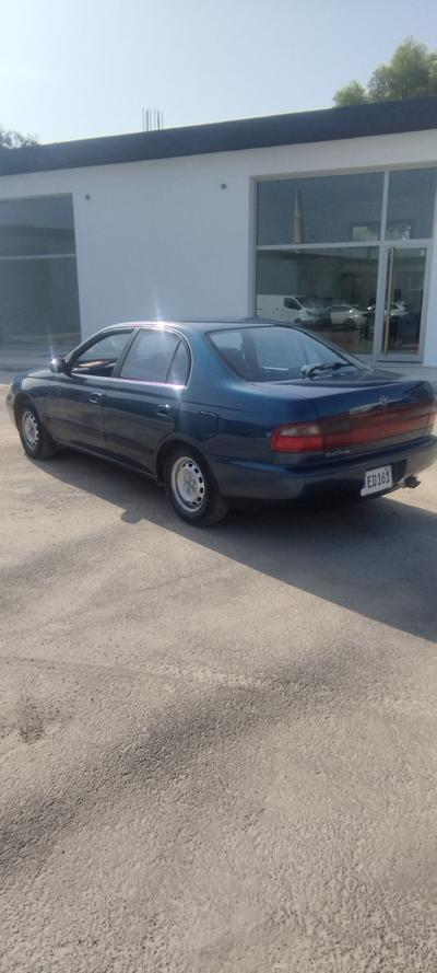 Toyota Corolla — 4