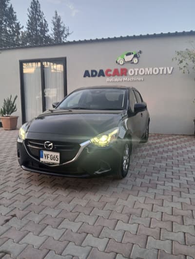 Mazda Demio — 4