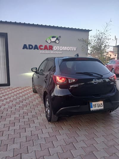 Mazda Demio — 9
