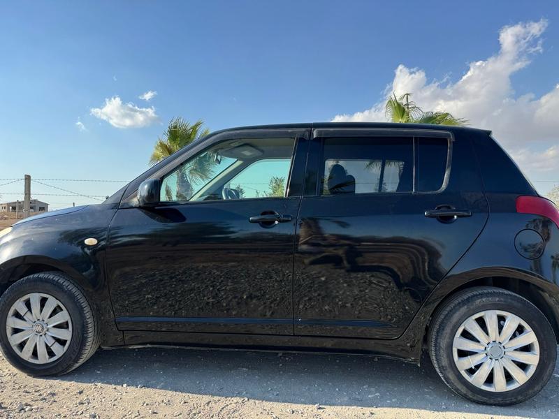 Suzuki Swift — 1/8