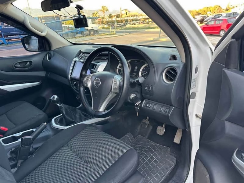 Nissan Navara — 7