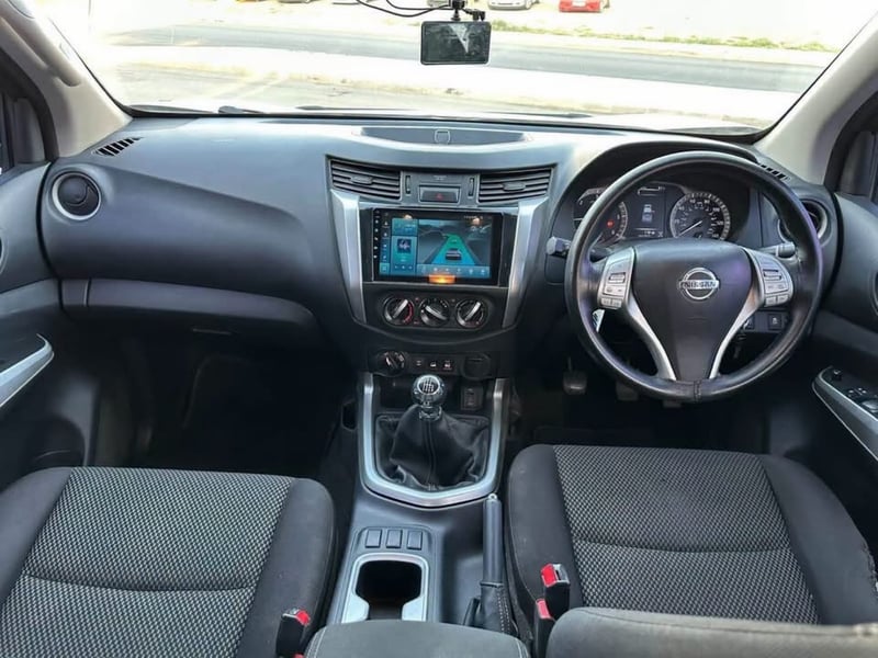 Nissan Navara — 8