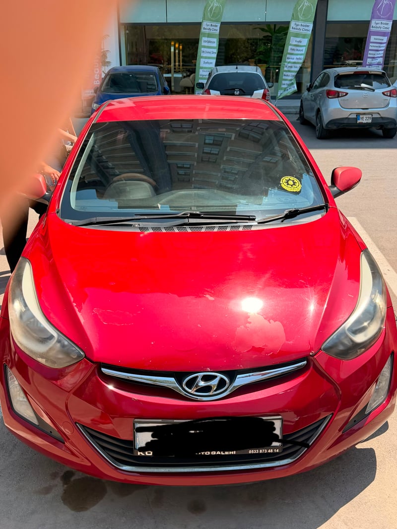 Hyundai Elantra — 5