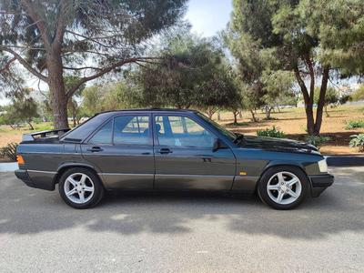 Mercedes-Benz 190 E — 2