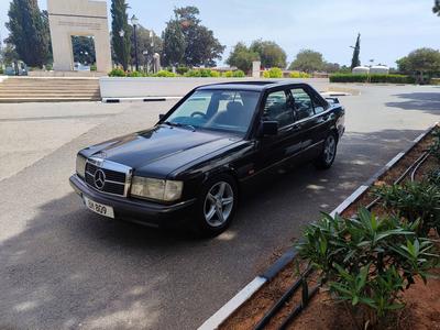 Mercedes-Benz 190 E — 4