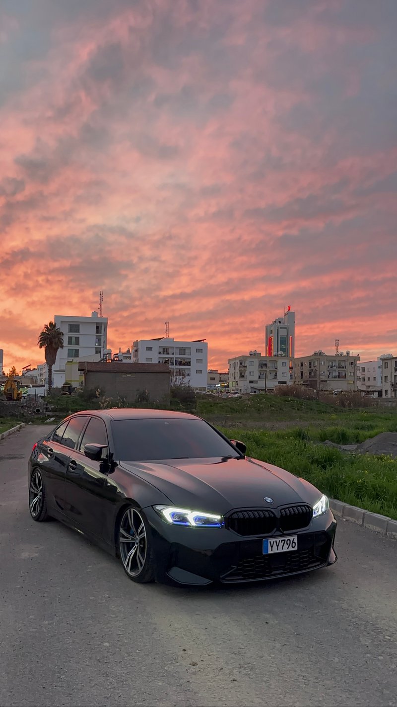 BMW 330e — 5