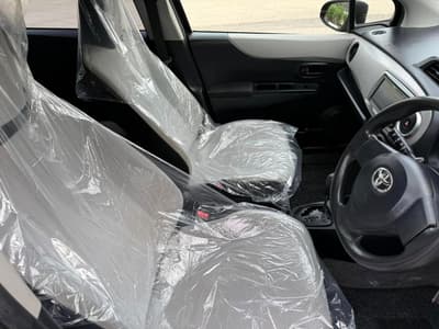 Toyota Vitz — 7