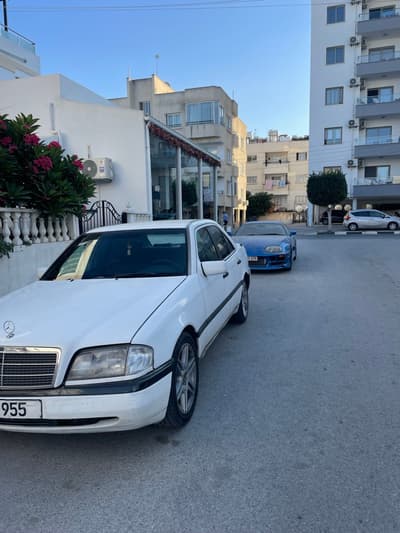 Mercedes-Benz C 180 — 2