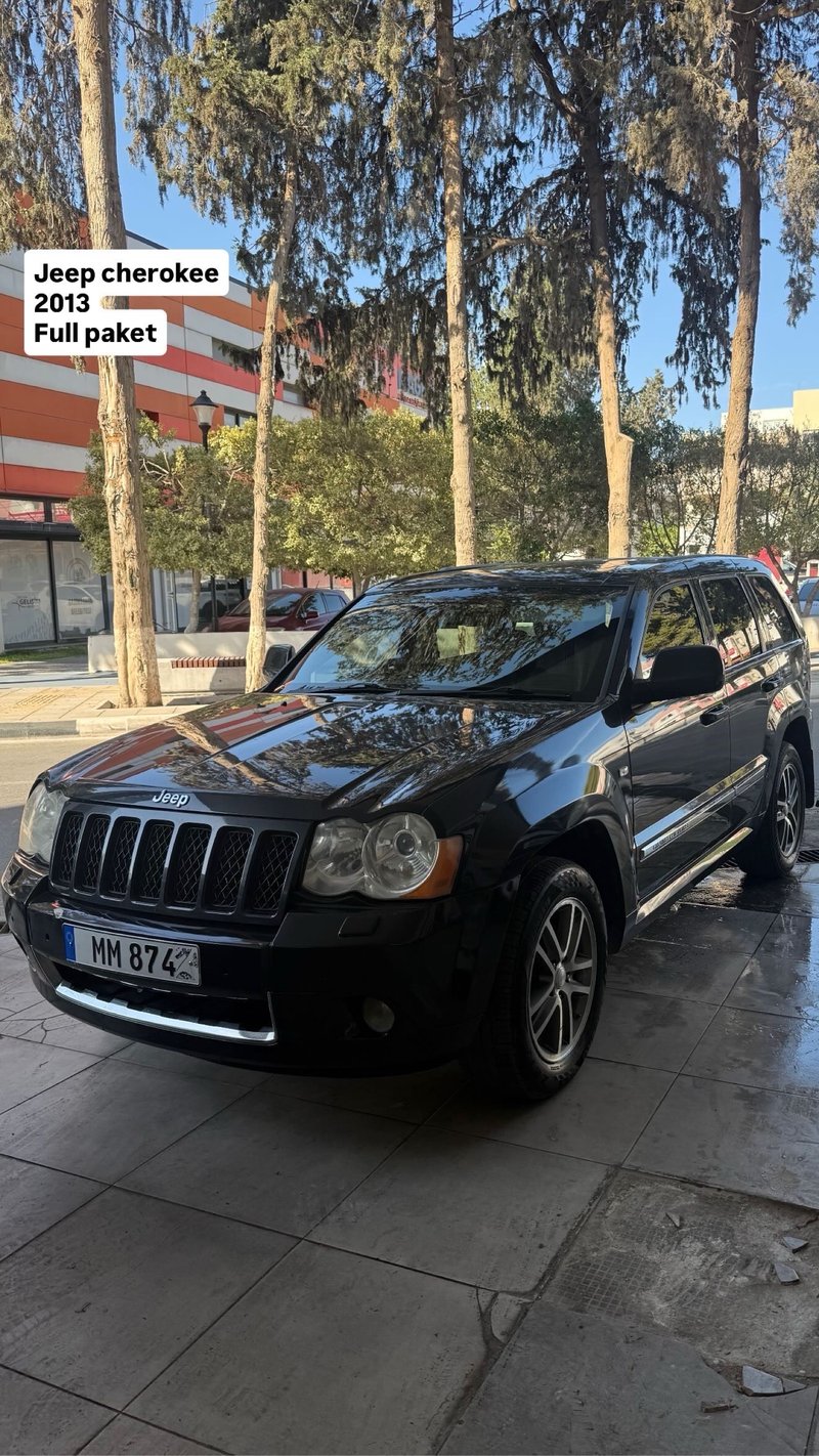 Jeep Grand Cherokee — 1/4