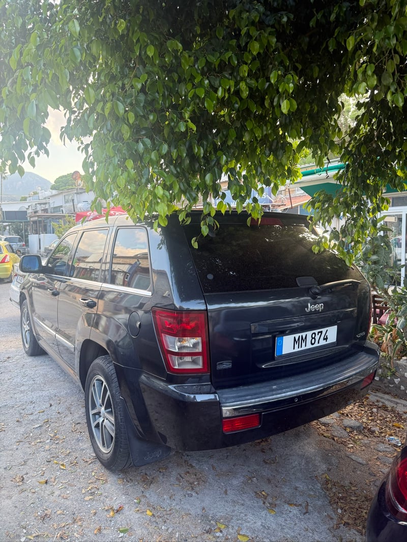 Jeep Grand Cherokee — 2