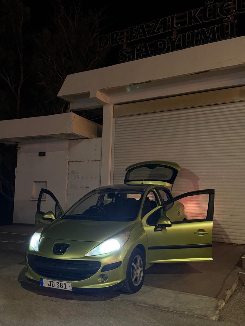 Peugeot 207 — 2