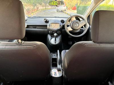 Mazda Demio — 3