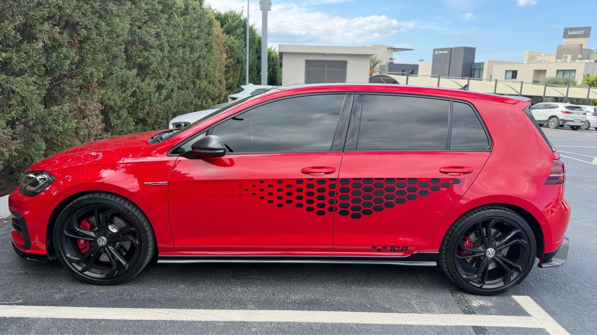 2021 Volkswagen Golf 4
