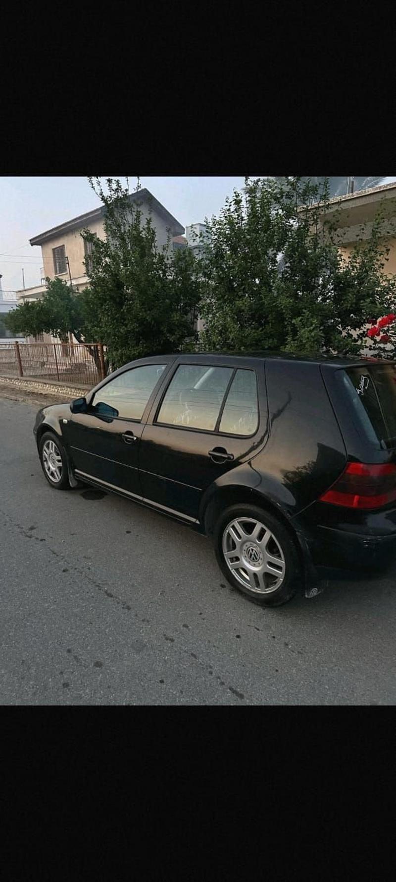 Volkswagen Golf — 1/8