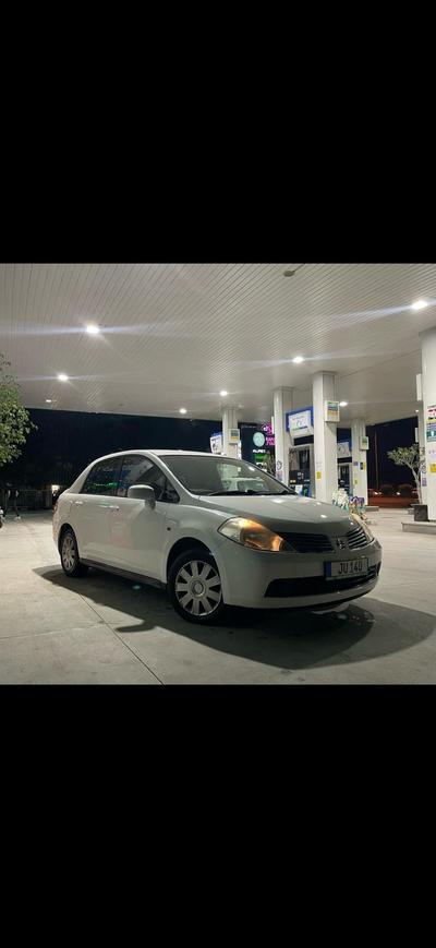 Nissan Tiida — 2