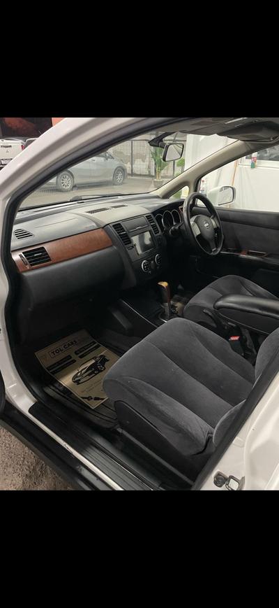 Nissan Tiida — 5