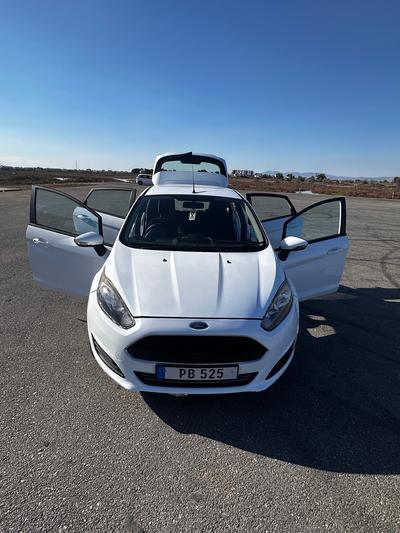 Ford Fiesta — 1