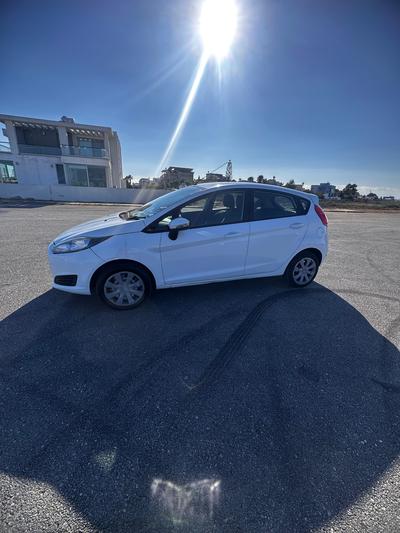 Ford Fiesta — 3