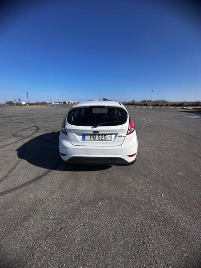 Ford Fiesta — 4