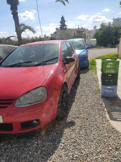 Volkswagen Golf — 4