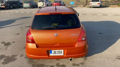 Suzuki Swift — 1