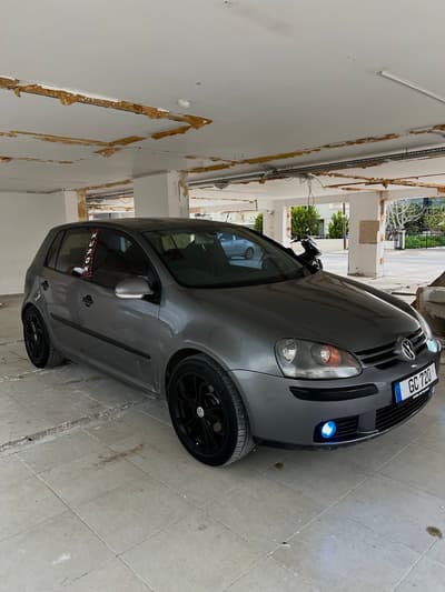 Volkswagen Golf — 8