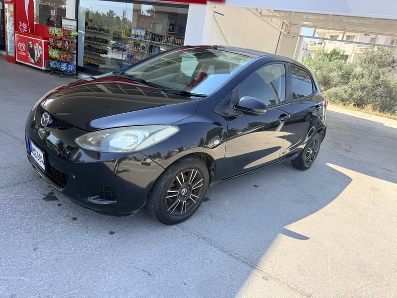Mazda Demio — 1/6