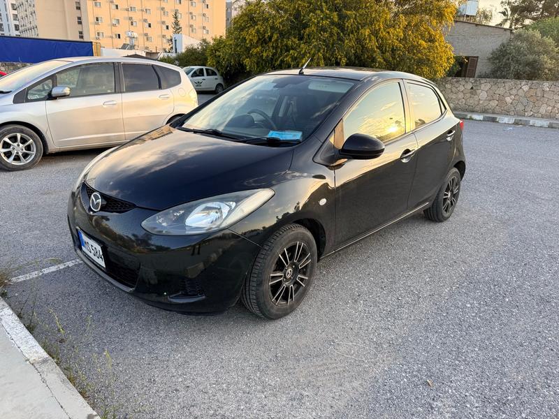 Mazda Demio — 1/5