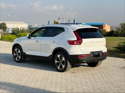 Volvo XC40 — 6