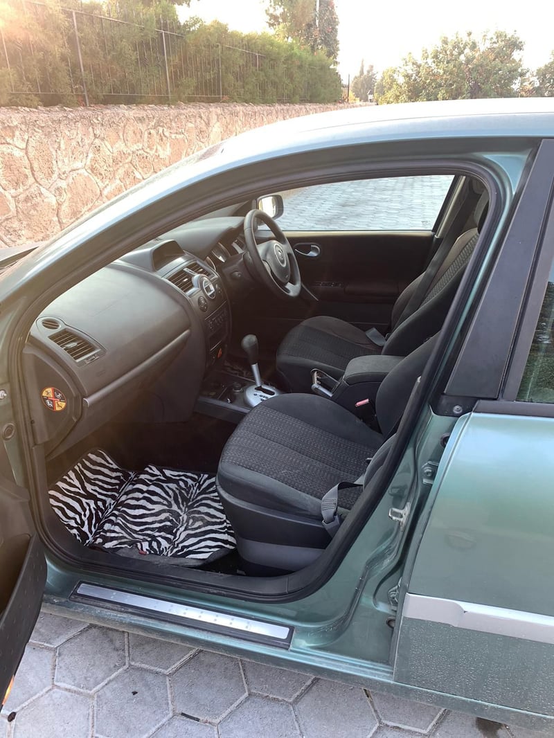 Renault Megane — 3