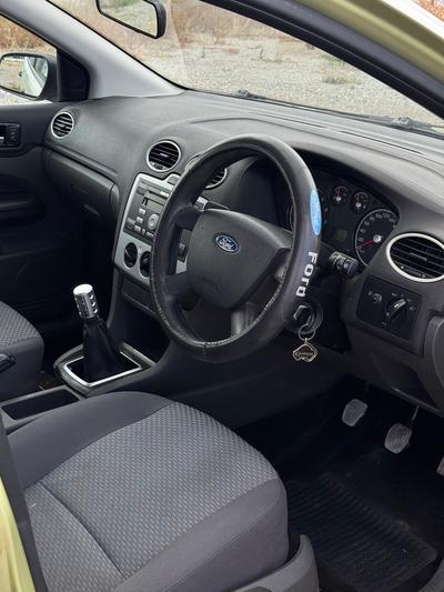 Ford Focus — 5