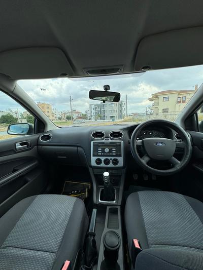 Ford Focus — 6